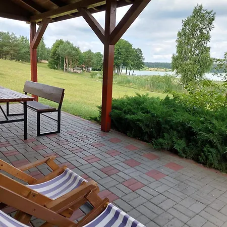 Domki Nad Jeziorem - Posiadlosc Nad Zatoka Holiday park *