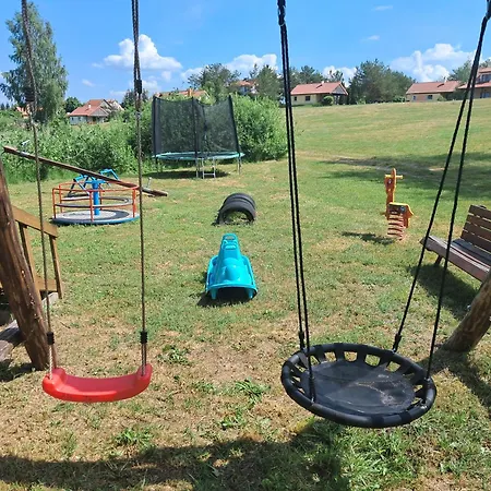 Prázdninový areál Nad Zatoka Z Widokiem Na Jezioro *